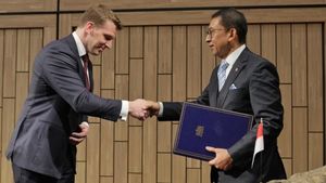 Menteri Kebudayaan Fadli Zon Terima Pengembalian Fosil Manusia Purba dari Belanda