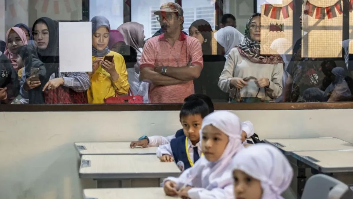 405 Private Schools In Jakarta Not Included In Free School Program