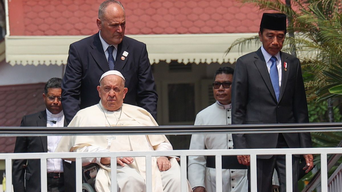 Pope Francis Highlights World Violence Conflicts Due To Intolerance