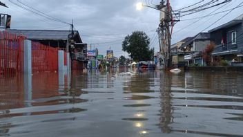 Floods Again Soak 12 RTs In East Jakarta Due To The Overflow Of Ciliwung River