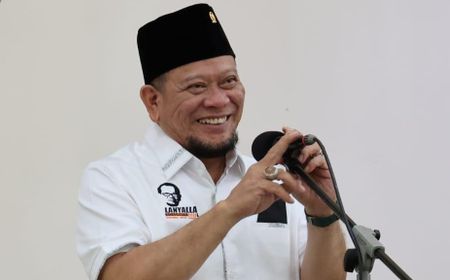 LaNyala Mahmud Mattaliti Minta Aturan Baru Perjalanan Luar Negeri Tak Membingungkan