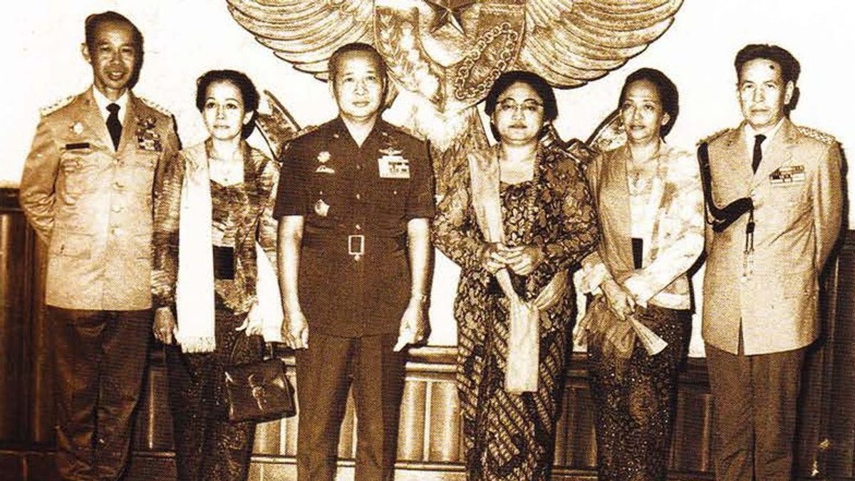 The Role Of Mrs. Tien Suharto In Empowering Indonesian Women Through Dharma Wanita