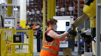Delta Variant Spreads, Amazon Exige Que Les Employés De L’entrepôt Portent à Nouveau Des Masques