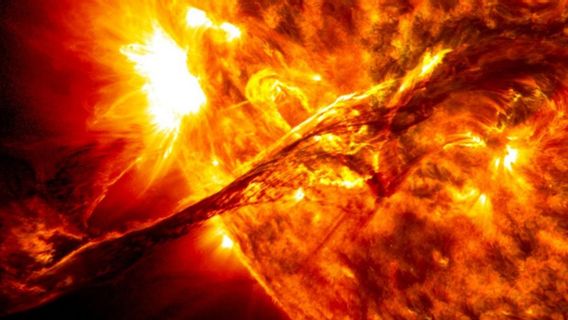 Une tempête solaire extrême risque d'éradiquer les réseaux électriques et les satellites