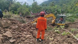 Tim SAR Cari 2 Korban Tertimbun Longsor di Candirejo Gunungkidul