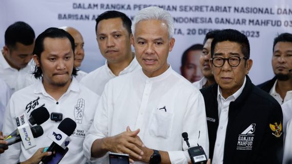 Ganjar Sebut 20 Persen APBN Tiap Tahun Cukup Mendanai Program 1 Keluarga Miskin 1 Sarjana