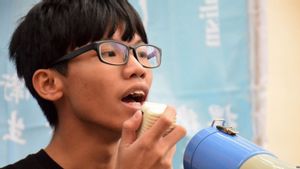 China Penjarakan Aktivis Hong Kong, Tony Chung karena Melempar Bendera Negara ke Tanah