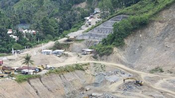 公共事業省センチル下院 ディハジ・モロール・スリー・ダム建設9年