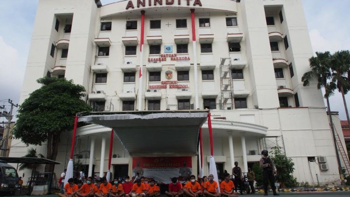 49 Criminels De Rue à Surabaya Nommés Comme Suspects