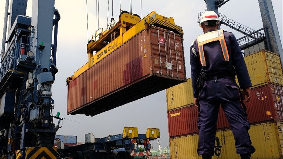 BPS、インドネシアの輸出は210億米ドルに達し、過去10年間で最高