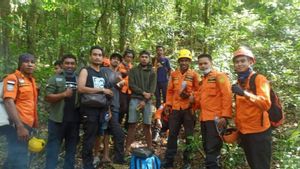 SAR Kupang Selamatkan 5 Pendaki yang Hilang Belasan Jam di Gunung Timau