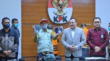 KPK تتعقب إمكانية شراء وبيع مراكز Pemalang Regent للعوائد السياسية