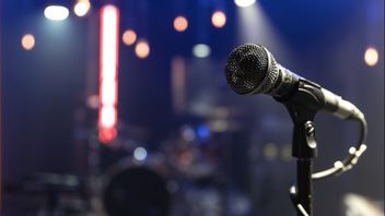 8 Tahun Derita Herpes, Wanita China Ini Ngaku Tertular dari Mikrofon Karaoke
