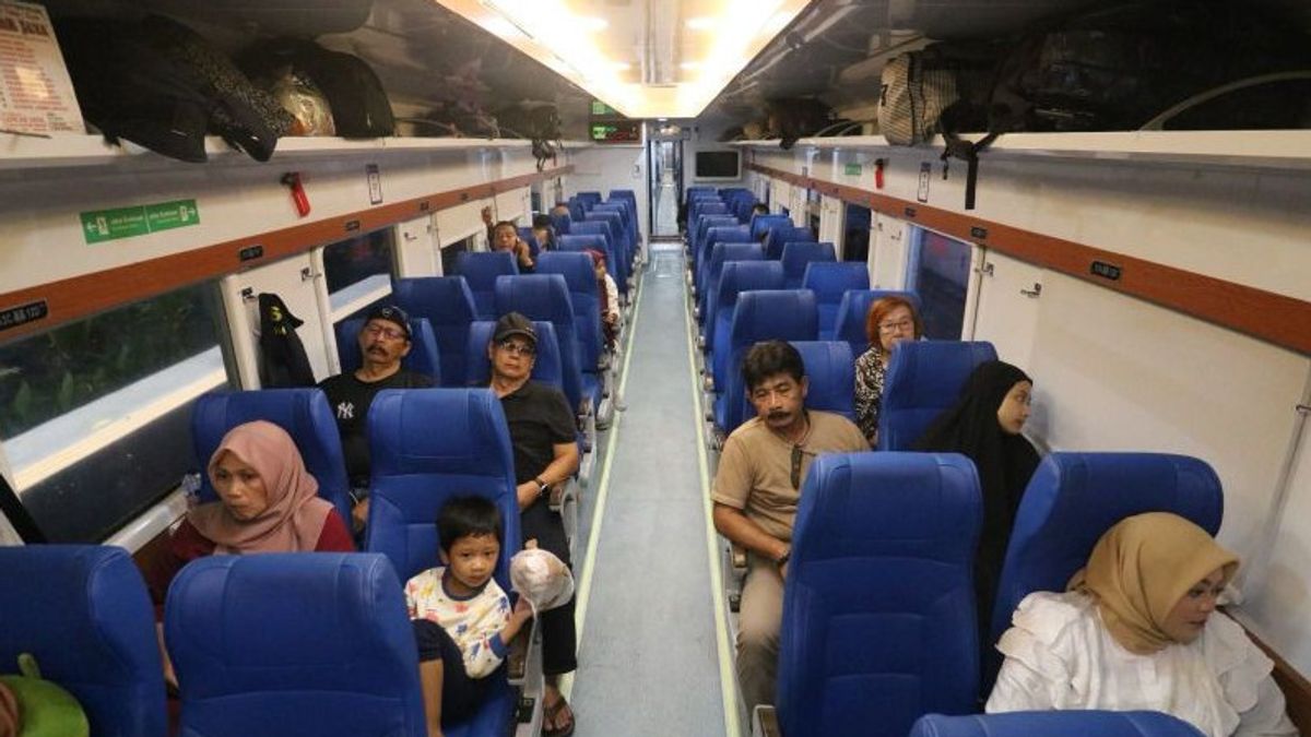 PT KAI在Jayabaya列车上推出了新一代的经济列车