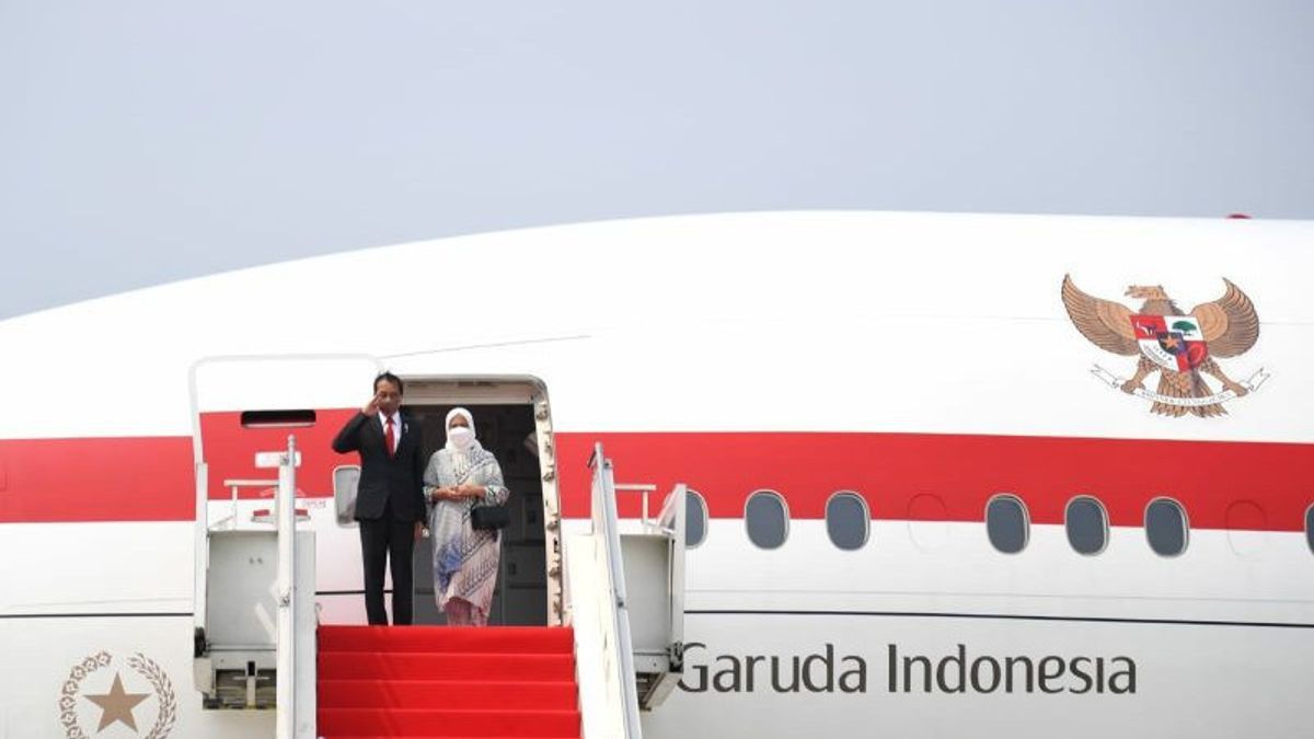 Didampingi Ibu Negara, Presiden Jokowi Bertolak ke Beijing 
