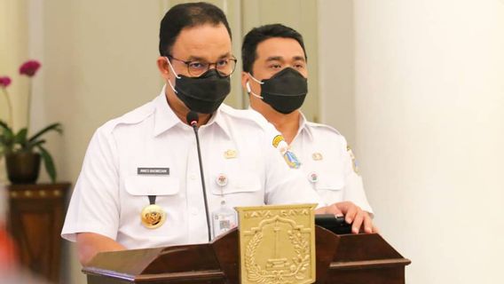 Anies Tegaskan PSBB Total Tak Atur Mobilitas Keluar-Masuk Jakarta