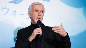 Positif COVID-19, James Cameron Absen Premiere <i>Avatar: The Way of Water</i>
