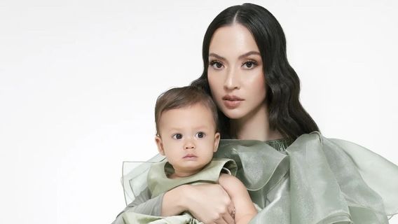 Baru 15 Bulan, Karina Nadila Carikan Sekolah untuk Putrinya