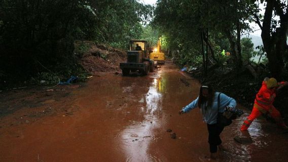 Des catastrophes hydrométéorologiques à Sukabumi Meluas, les résidents sont invités à être en attente