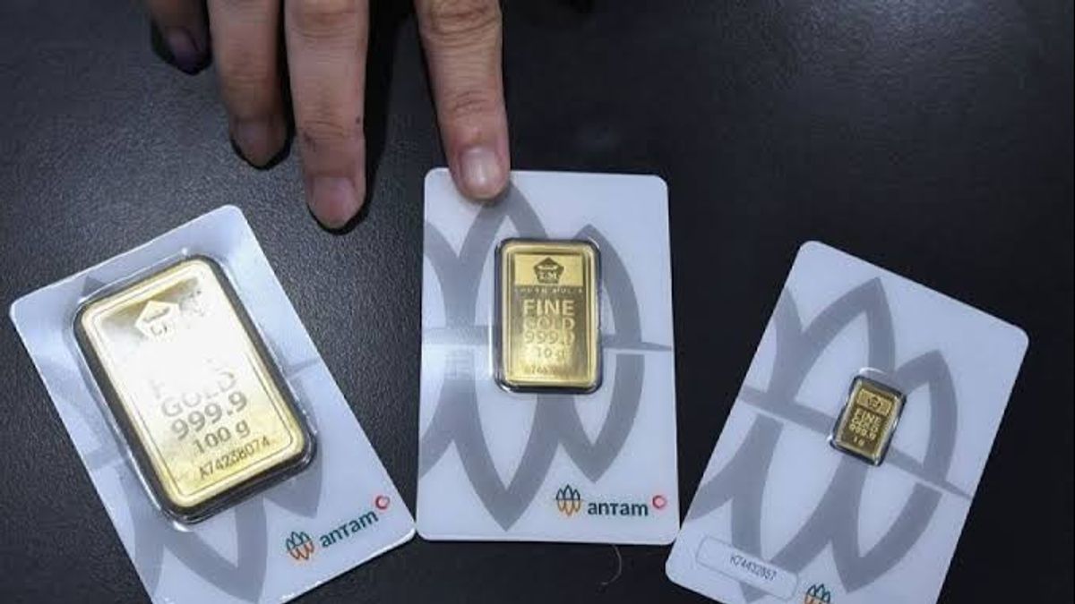 Harga Emas Antam Turun ke Rp1.960.000 per Gram di Awal Pekan