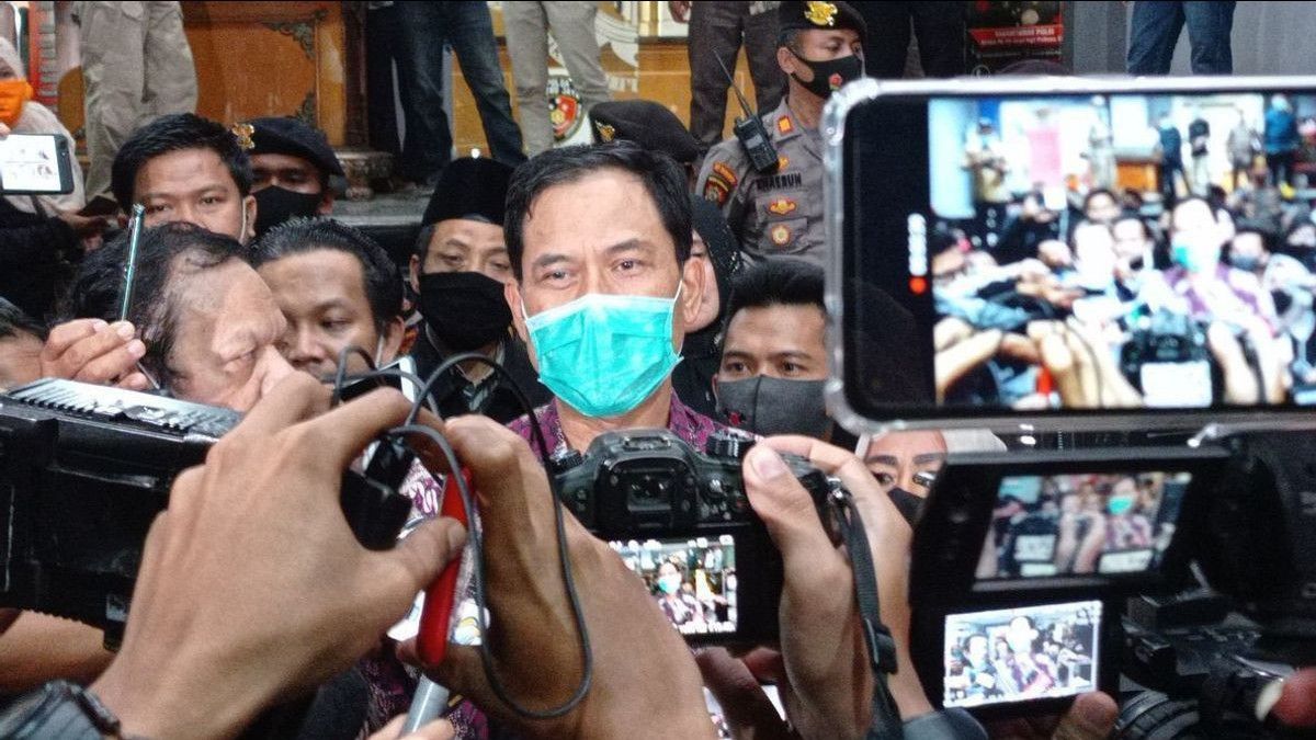 Tendance Sur Twitter, Munarman Prêche-t-il Avec Diligence En Prison? Ce Sont Des Avocats