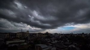 Muncul 3 Bibit Siklon Tropis, BMKG Ingatkan Waspada Cuaca Ekstrem Selama Sepekan