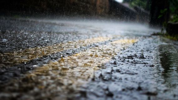 BMKG预测印尼大部分地区将遭遇暴雨和强风袭击