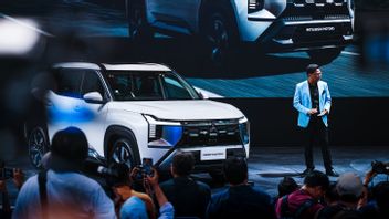 لاكو كيراس، ميتسوبيشي موجهة لاريس آلاف الوحدات