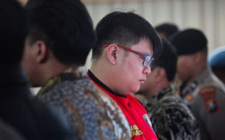 Kejari Surabaya Serahkan Memori Kasasi Kasus Ronald Tannur