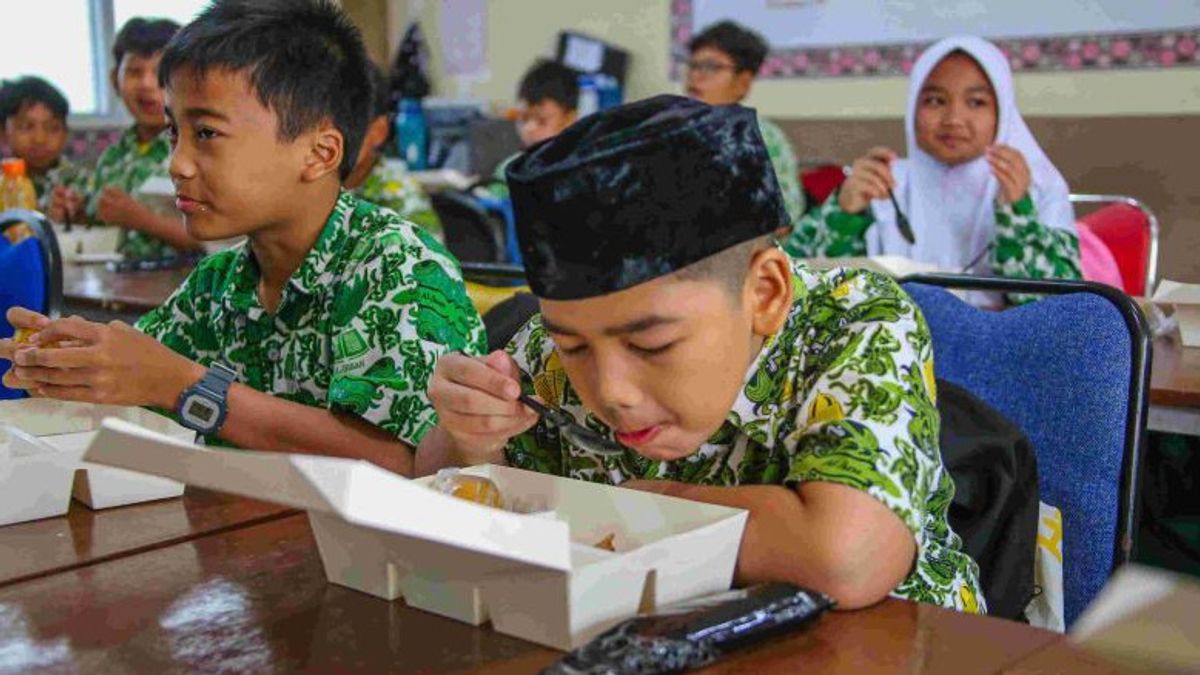 Kemenag lance un guide alimentaire gratuit dans pesantren