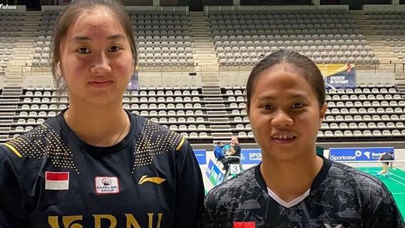 Febby/Jesita Suivie De Fadia/Ribka Se Retirent De L’Open D’Indonésie 2021, L’équipe De Double Féminin Rouge Et Blanc Réduite De Deux