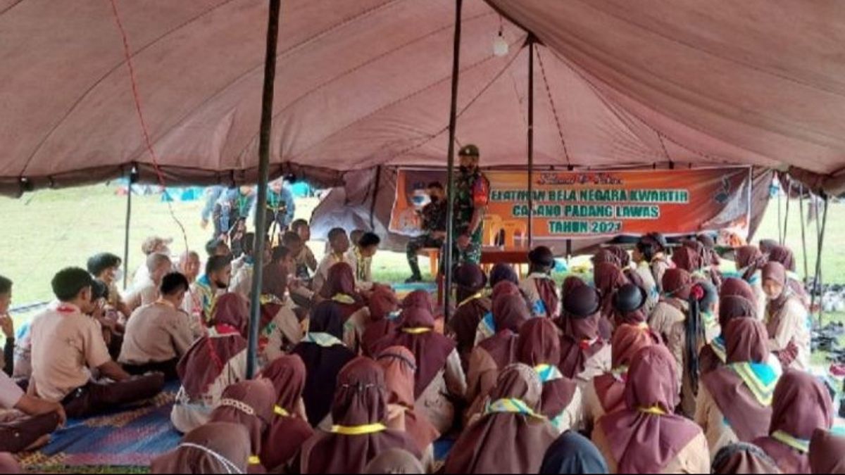 SIswa-Siswi SMP dan SMA di Kabupaten Padang Lawas Berlatih Bela Negara