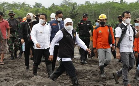 Gubernur Khofifah Minta Warga Jatim Waspadai Fenomena Hidrometeorologi