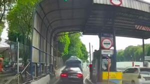Mobil Miliaran Audi A8L ‘Ngekor’ Pikap Tak Bayar Tol Simatupang Rp17 Ribu, Polda Metro Turun Tangan