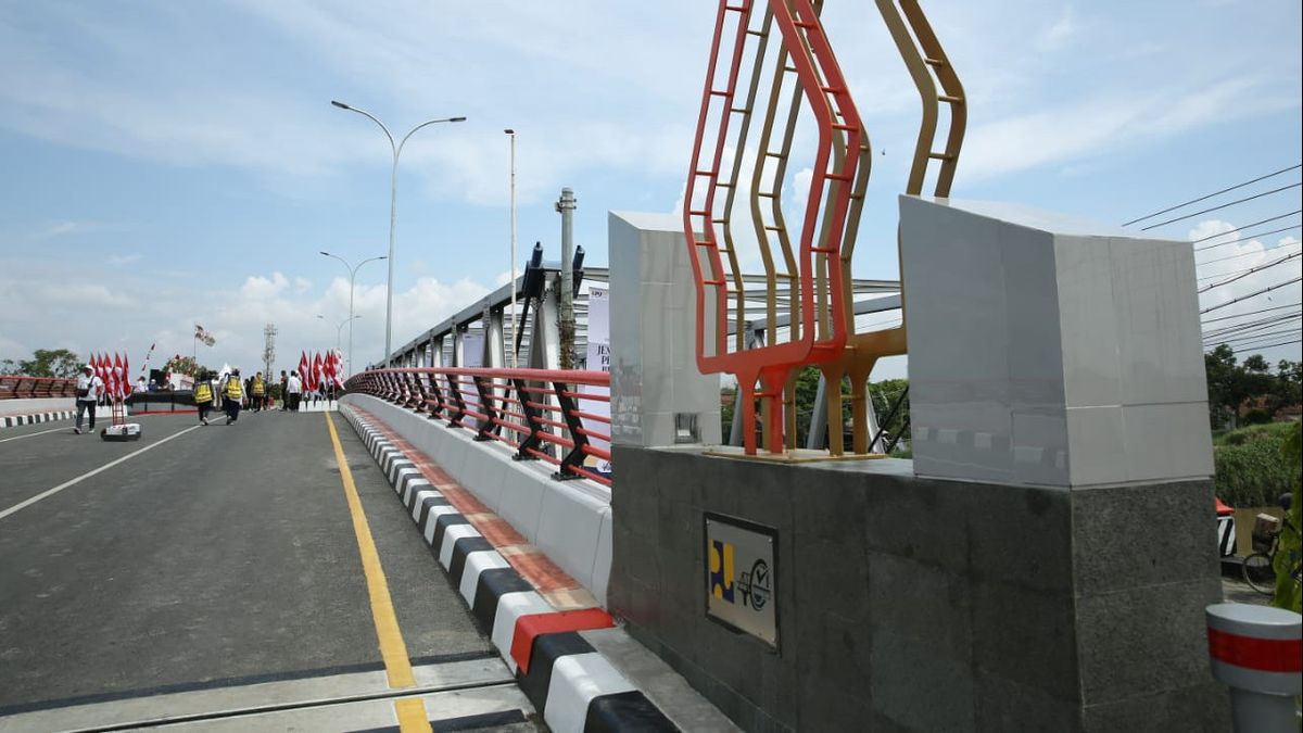 Ministre Basuki : Le remplacement du pont ch à Jateng d’une valeur de 543,7 milliards de roupies pour améliorer les services logistiques