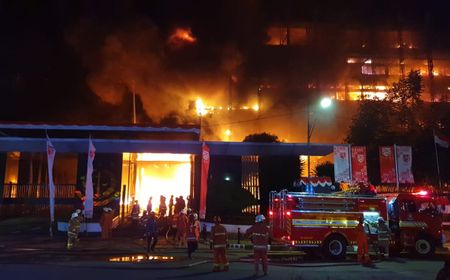 Gedung Kejaksaan Agung Terbakar, Mahfud MD: Dokumen Aman, Spekulasi Tak Perlu Dikembangkan