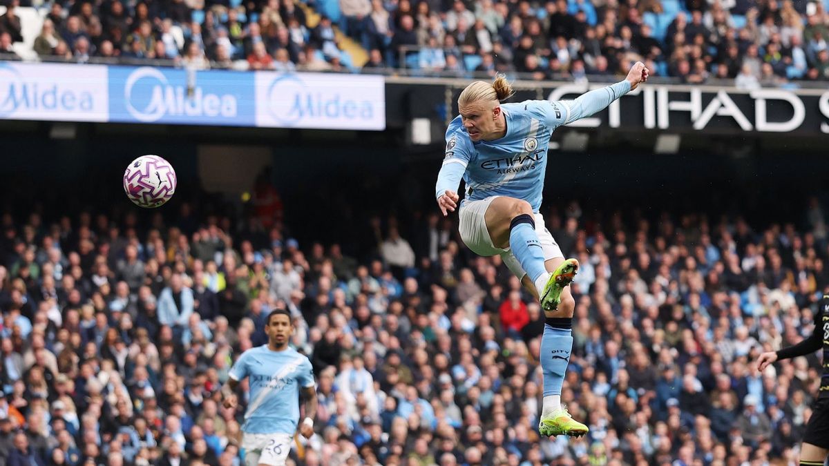 2 Gol Haaland Bawa Man City Rebut Puncak Klasemen dari Arsenal!
