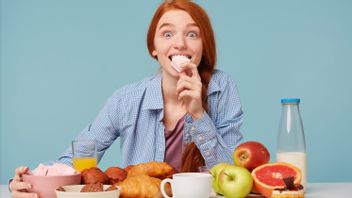 Alih-alih Tahan Lapar Sepanjang Hari, Makan Banyak saat Sahur Memicu 5 Risiko Ini