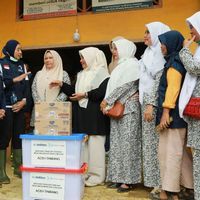 Produsen Air Mineral Bantu Pemerintah Pulihkan Ekonomi Pascabencana Sumatera