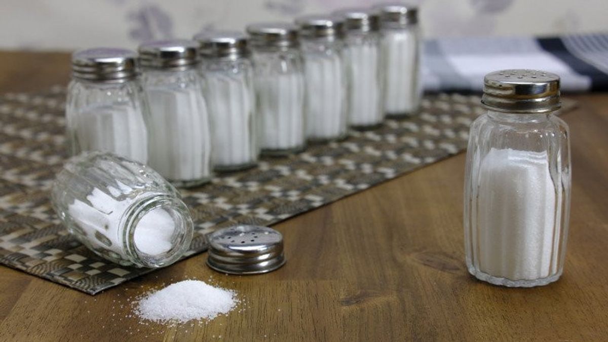 WHO: The World Needs To Reduce Table Salt Supply