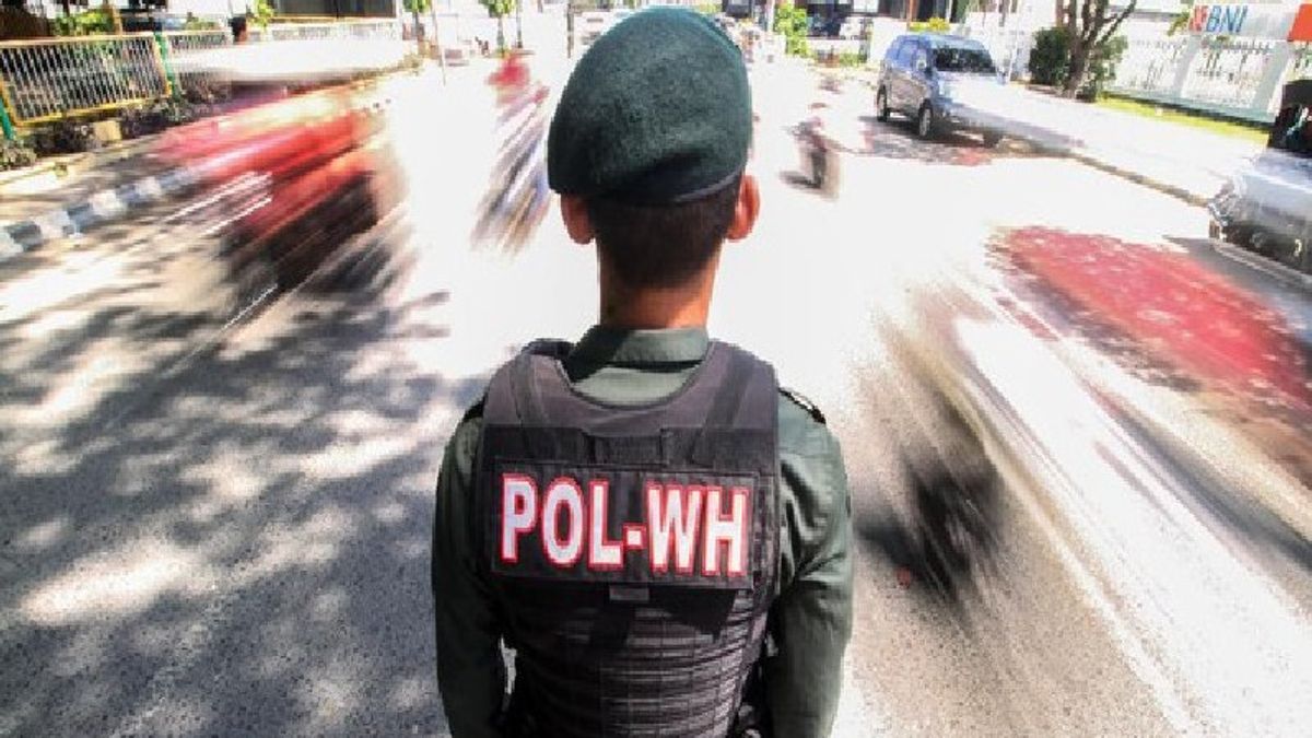 Viral Satpol PP Et WH Banda Aceh Dimaki-maki Travailleurs Du Salon Tout En Patrouillant, La Police Intervient