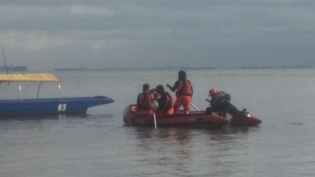 اختفاء 6 أيام بعد غرق سفينة في مياه نونغسا في باتام ، تم العثور على جثة فيليب موريس إنترناشونال في سنغافورة
