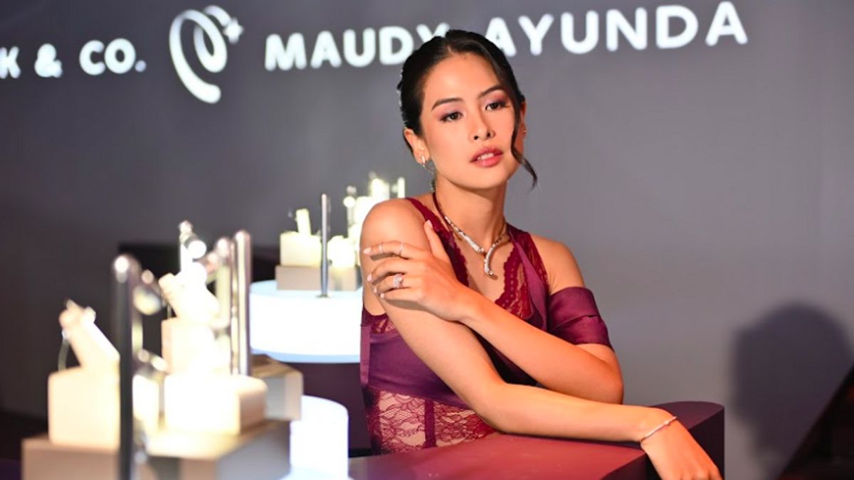 Cerita Maudy Ayunda Jadi Creative Director untuk Koleksi Perhiasan