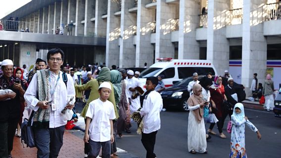 Sedang Direnovasi, Istiqlal Tak Sediakan Lahan Parkir bagi Jemaah Katedral