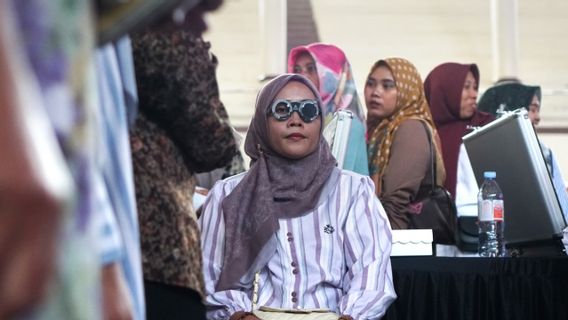 Dukung 300 UMKM Perempuan, Amartha dan Mandiri Capital Indonesia Gelar Literasi Keuangan dan Pemeriksaan Mata Gratis