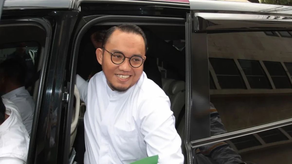 Un haut-parleur nommé Prabowo Nyoblos à Hambalang, après-midi au pays pour surveiller le Poll d’exit