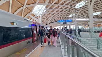 Naik 31 Persen, 70.000 Tiket Whoosh Terjual Selama Libur Long Weekend