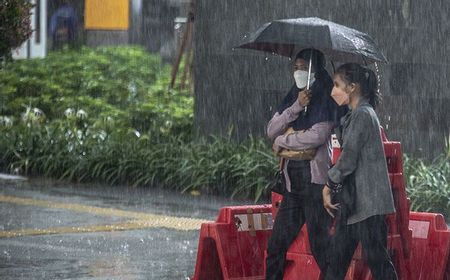 Prakiraan Cuaca Selasa 12 Juli: Sebagian Jabodetabek dan Kota Besar Hujan