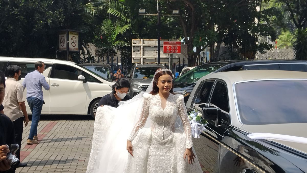 Tak Bisa Tidur Semalaman, Brisia Jodie Gelar Gladi Resik Dadakan Bersama Bridesmaid