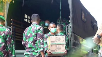 Kasad Andika Beri Ribuan Paket Sembako Lebaran untuk Prajurit TNI AD 